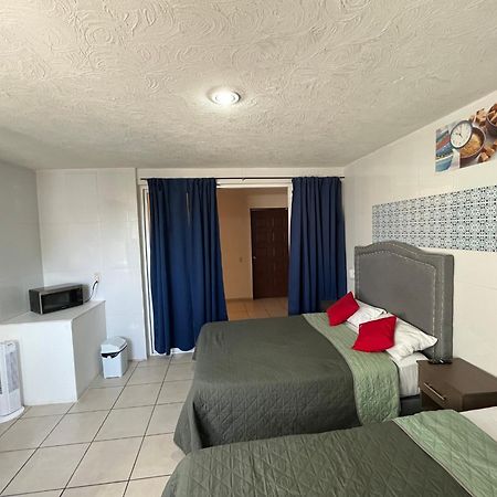 Aparthotel 4 VENATOR House Boutique à León de los Aldamas Extérieur photo