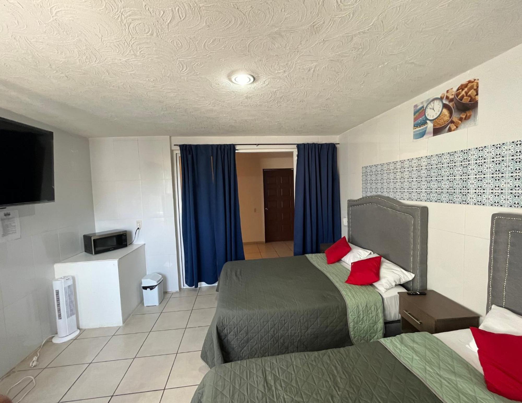 Aparthotel 4 VENATOR House Boutique à León de los Aldamas Extérieur photo